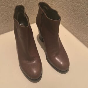Prada Women's Size 40 Leather Booties Brown Fall Classic Quiet Luxury Minimalist